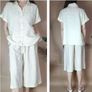 Ellen Tracy Cream Striped Button-Up Top